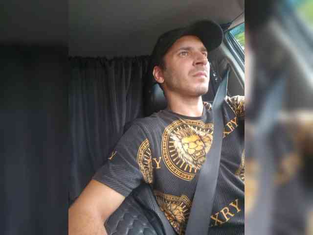 Kaspars39 Sex Cam Show