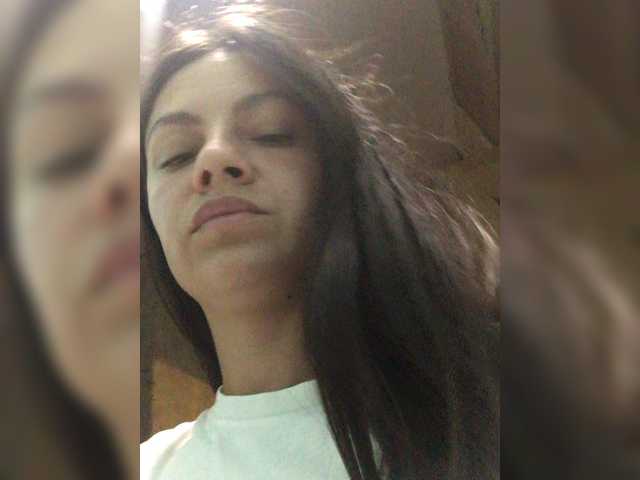 Dianesi live cam on BongaCams