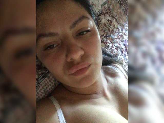 Dianesi live cam on BongaCams
