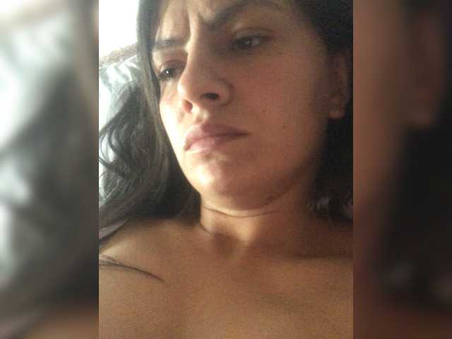 Dianesi live cam on BongaCams