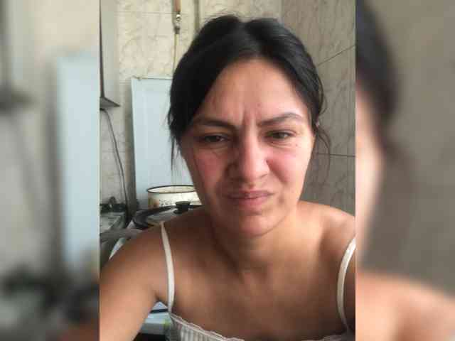 MissDiiiii webcam