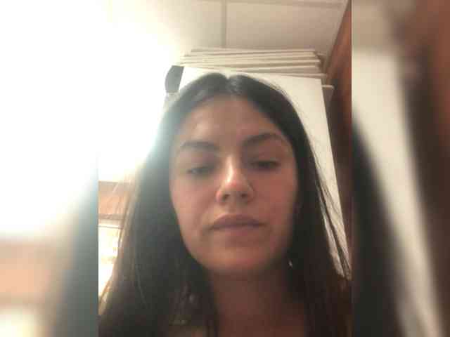 MissDiiiii webcam