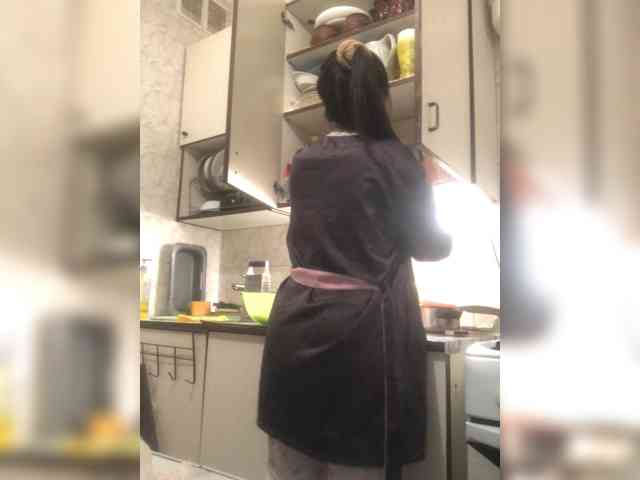 MissDiiiii webcam
