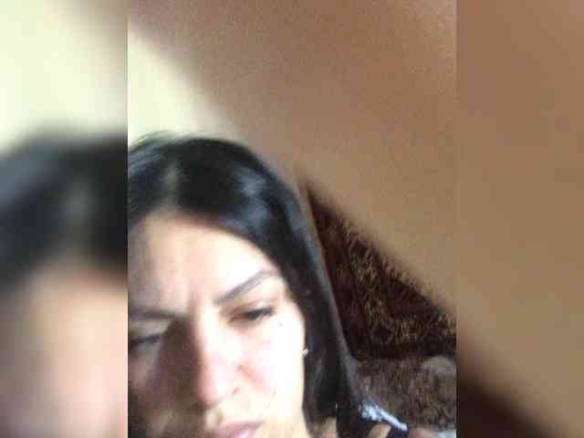 MissDiiiii webcam