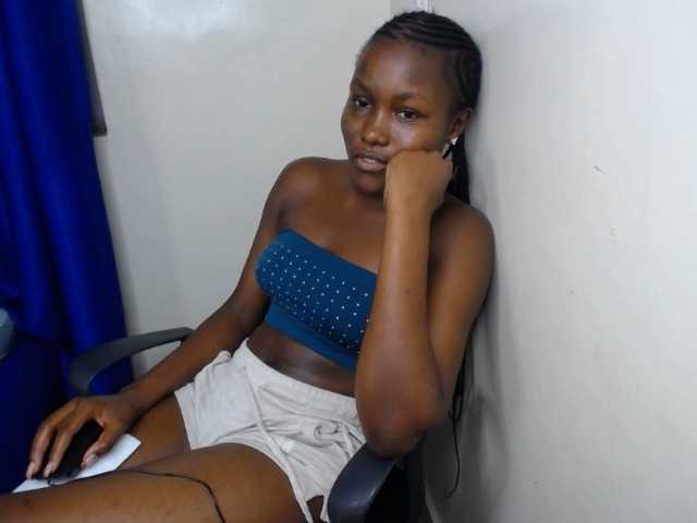 CurvyBody live cam on BongaCams