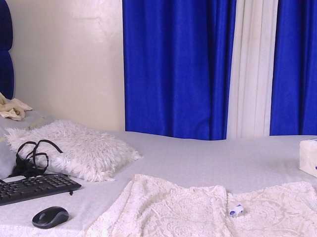 CurvyBody live cam on BongaCams