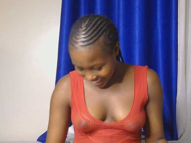 CurvyBody live cam on BongaCams
