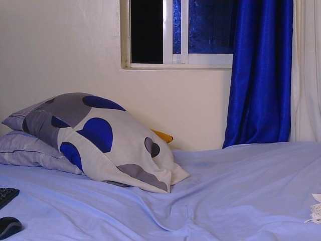 CurvyBody live cam on BongaCams