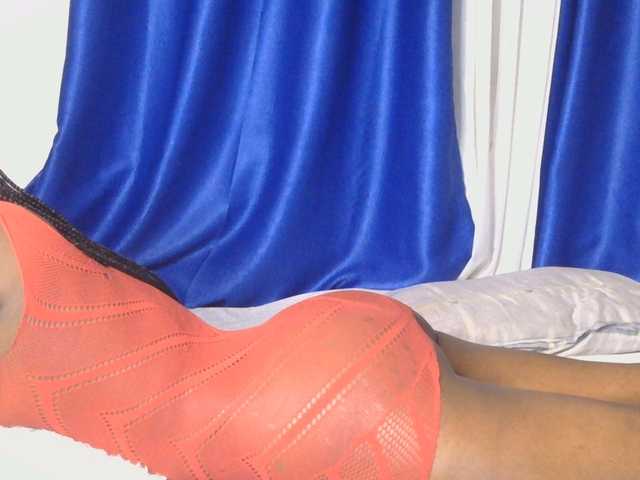 CurvyBody live cam on BongaCams