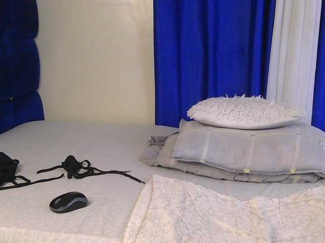 CurvyBody live cam on BongaCams