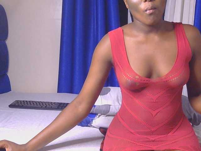CurvyBody live cam on BongaCams