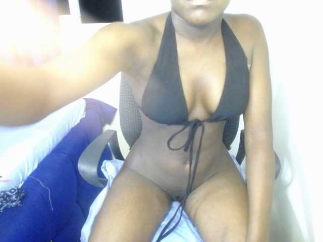 CurvyBody live cam on BongaCams
