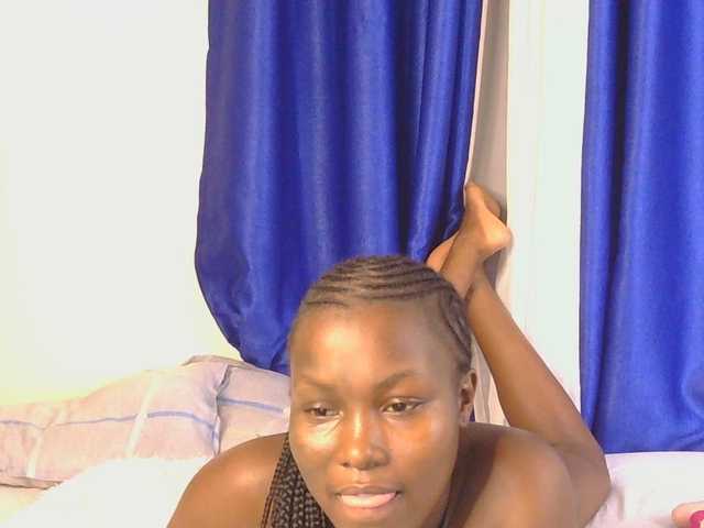 CurvyBody live cam on BongaCams