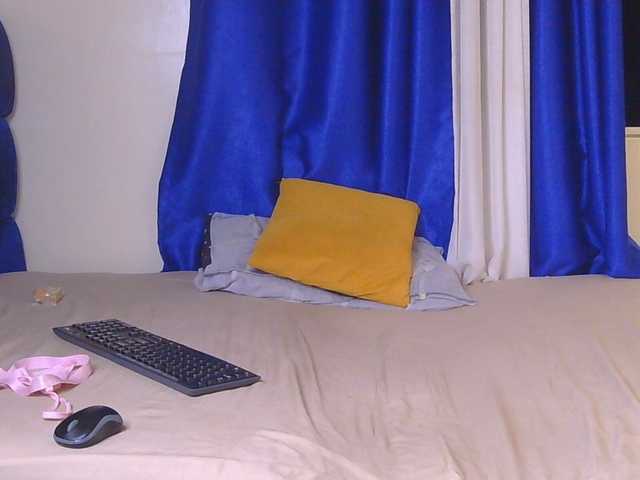CurvyBody live cam on BongaCams