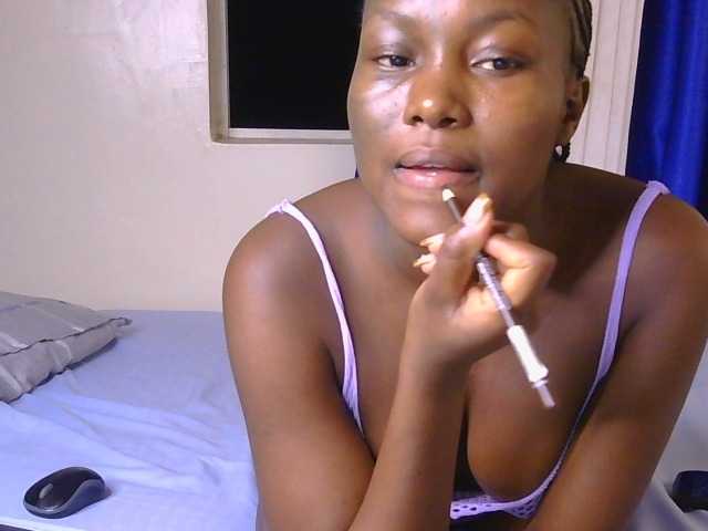 CurvyBody live webcam show