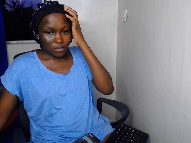 CurvyBody live cam on BongaCams