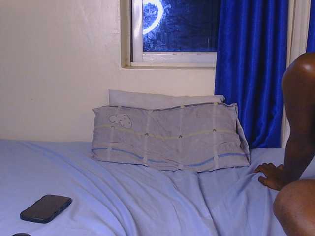 CurvyBody live cam on BongaCams