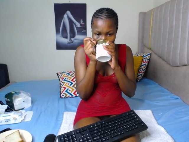 CurvyBody live cam on BongaCams