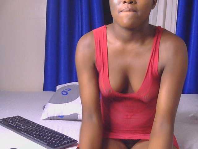 CurvyBody live cam on BongaCams