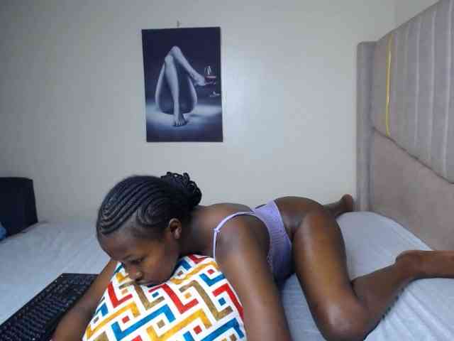 CurvyBody webcam