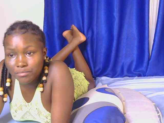 CurvyBody webcam