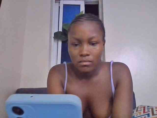 CurvyBody webcam