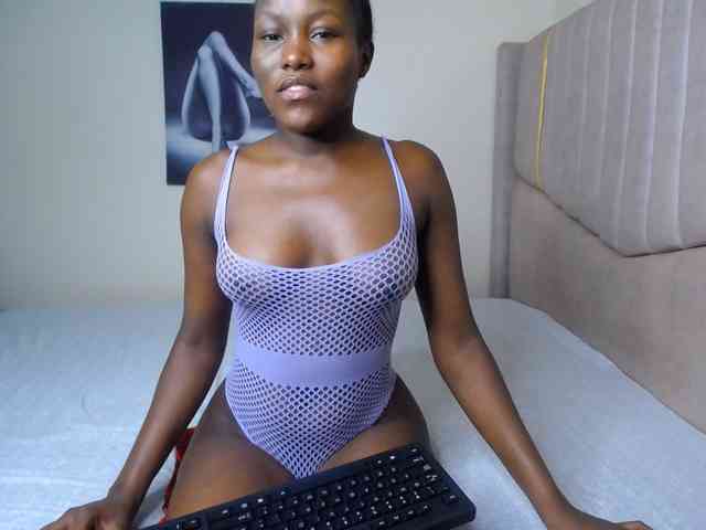 CurvyBody webcam