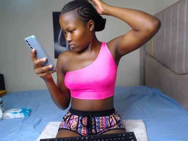 CurvyBody webcam