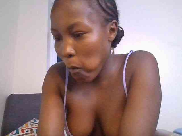 CurvyBody webcam