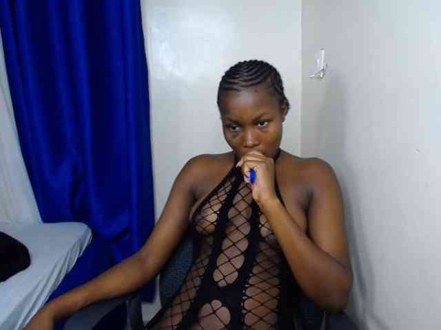 CurvyBody webcam