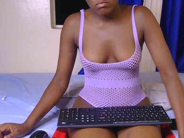 CurvyBody webcam
