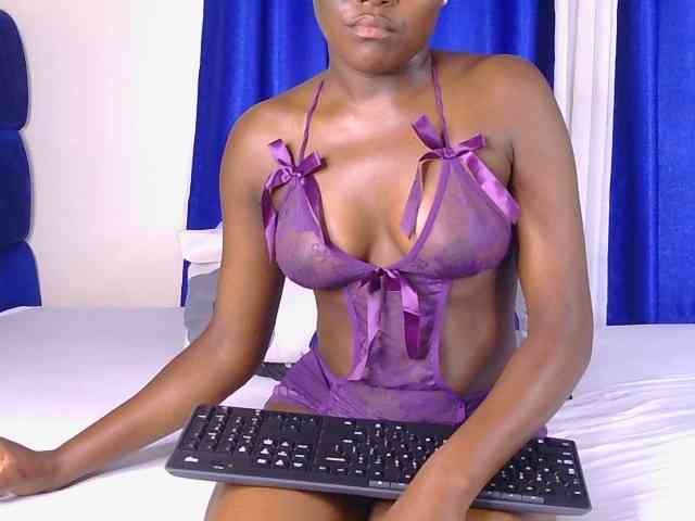 CurvyBody webcam
