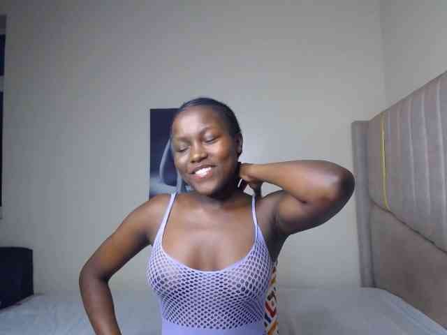 CurvyBody webcam