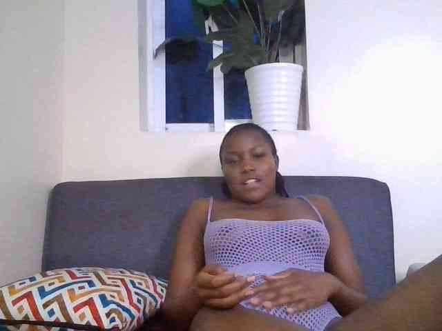 CurvyBody webcam