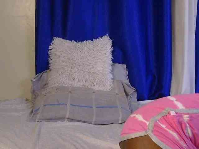 CurvyBody Live Webcam on BongaCams
