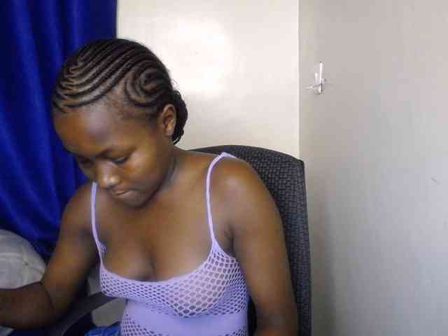 CurvyBody webcam
