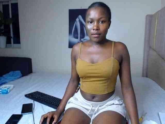 CurvyBody webcam