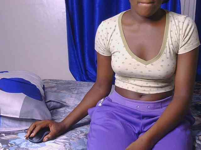 CurvyBody webcam
