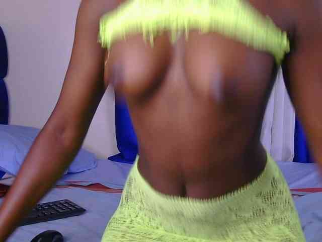 CurvyBody webcam