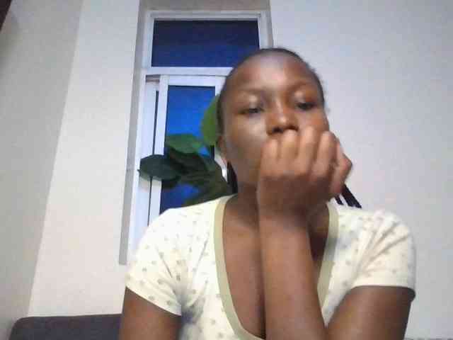 CurvyBody webcam