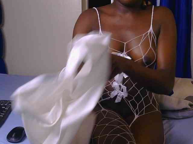 CurvyBody webcam