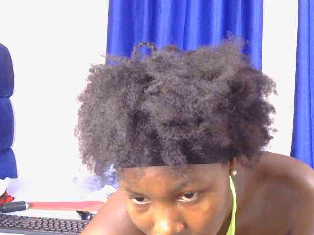 CurvyBody webcam