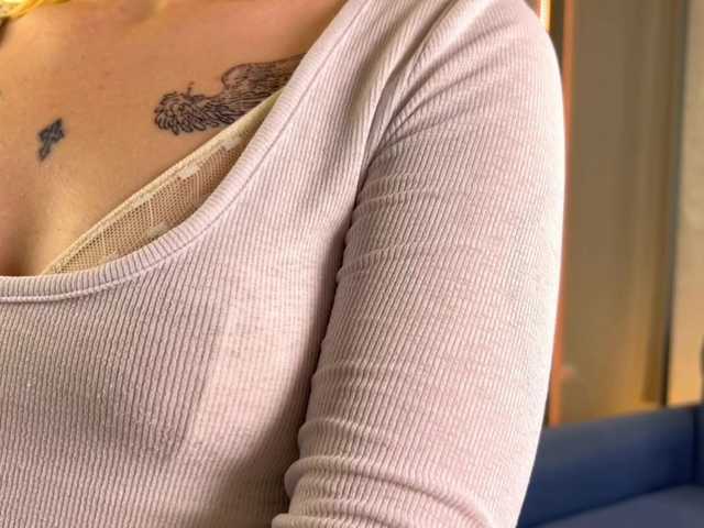 pipipewpewpipiu live cam on BongaCams