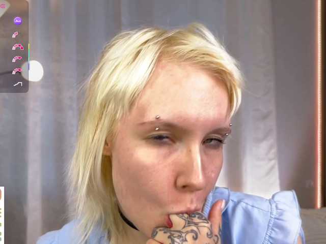 pipipewpewpipiu live cam on BongaCams