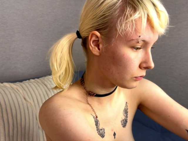 pipipewpewpipiu live cam on BongaCams