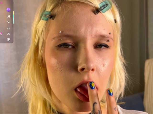 pipipewpewpipiu live cam on BongaCams