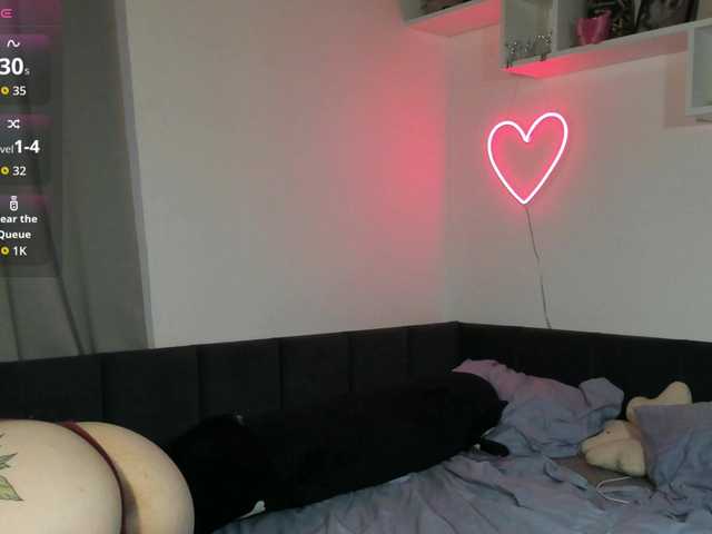 ChristyWeb live cam on BongaCams