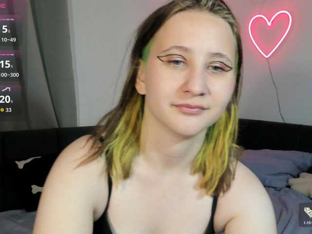 ChristyWeb live cam on BongaCams