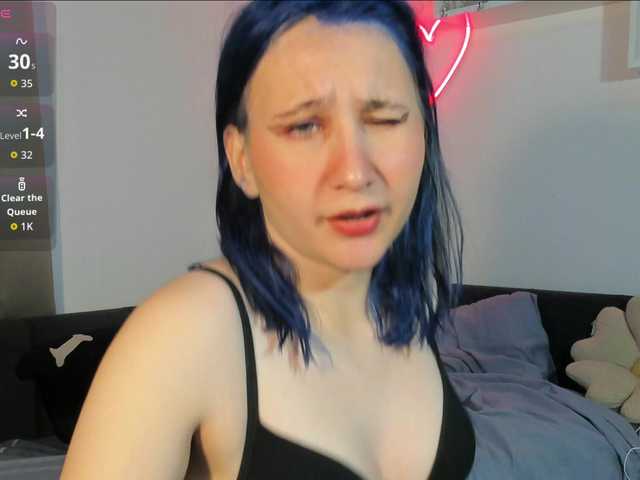 ChristyWeb live cam on BongaCams