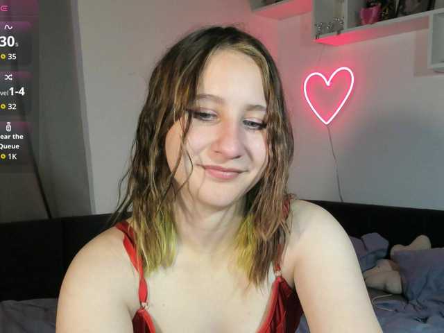 ChristyWeb live cam on BongaCams